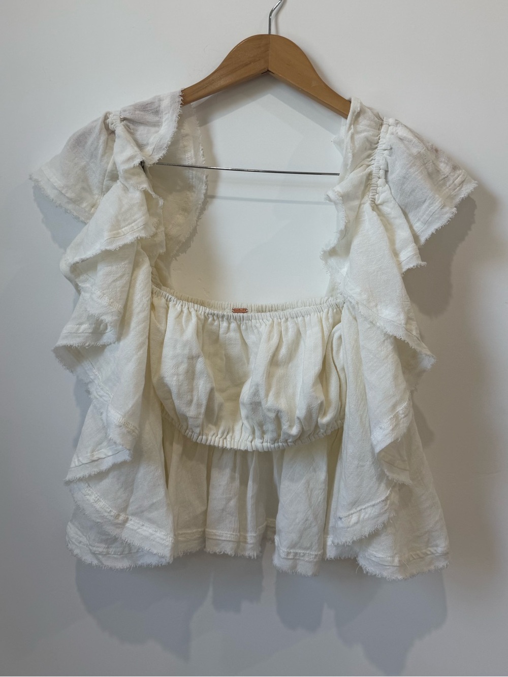 Free People Women's Cream Ruffled Short Sleeve Top size Large